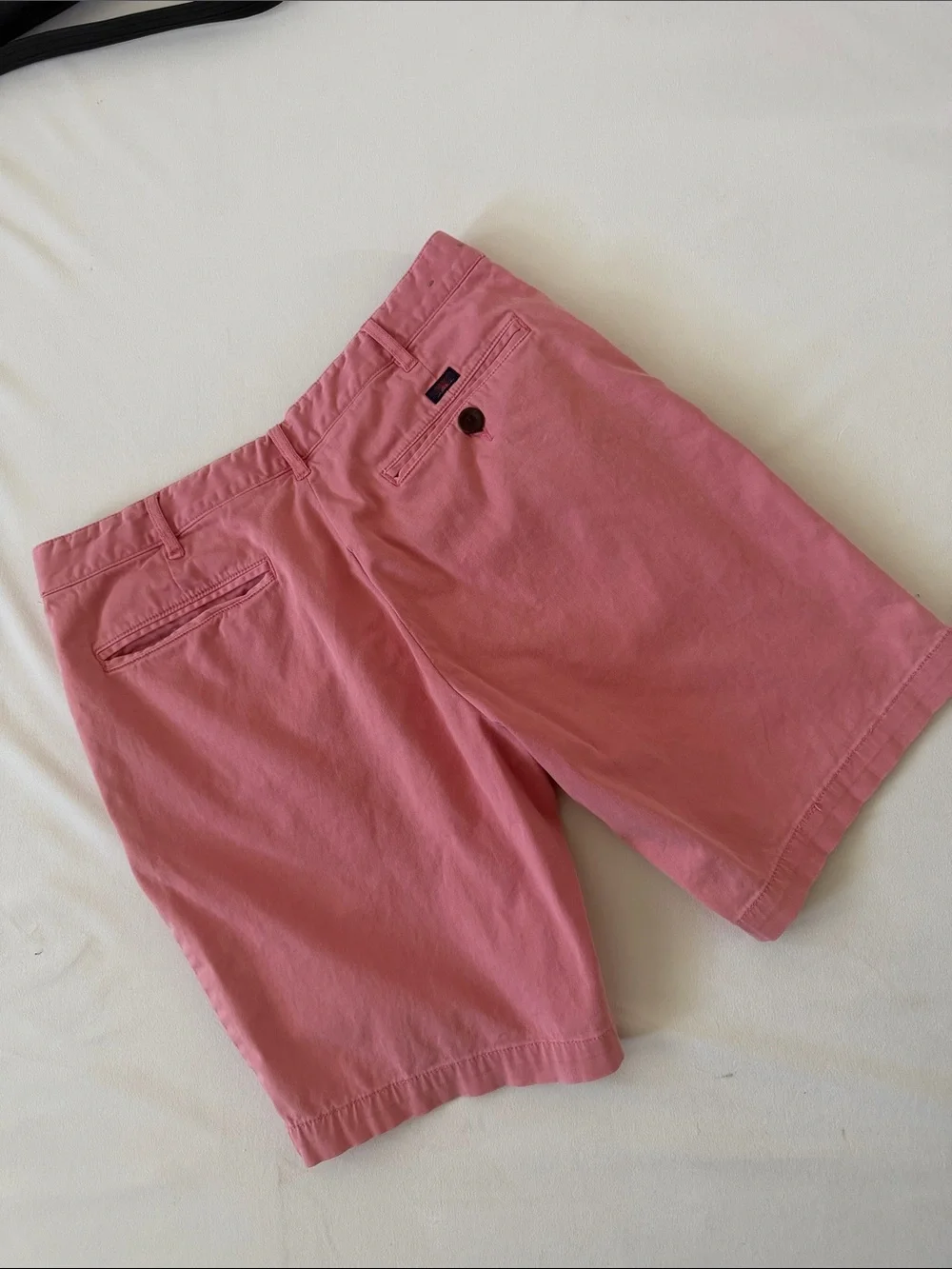 Faherty Brand Coastline Chino Shorts Faded Flag 32” Flat Front